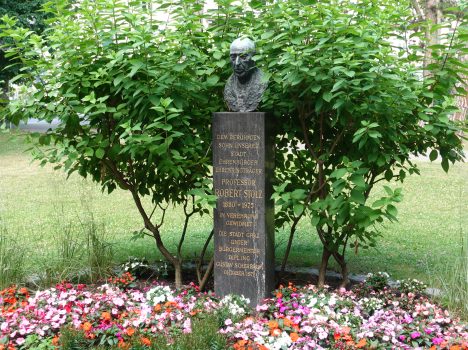 ヘルマン・プライが歌うVor meinen Vaterhaus