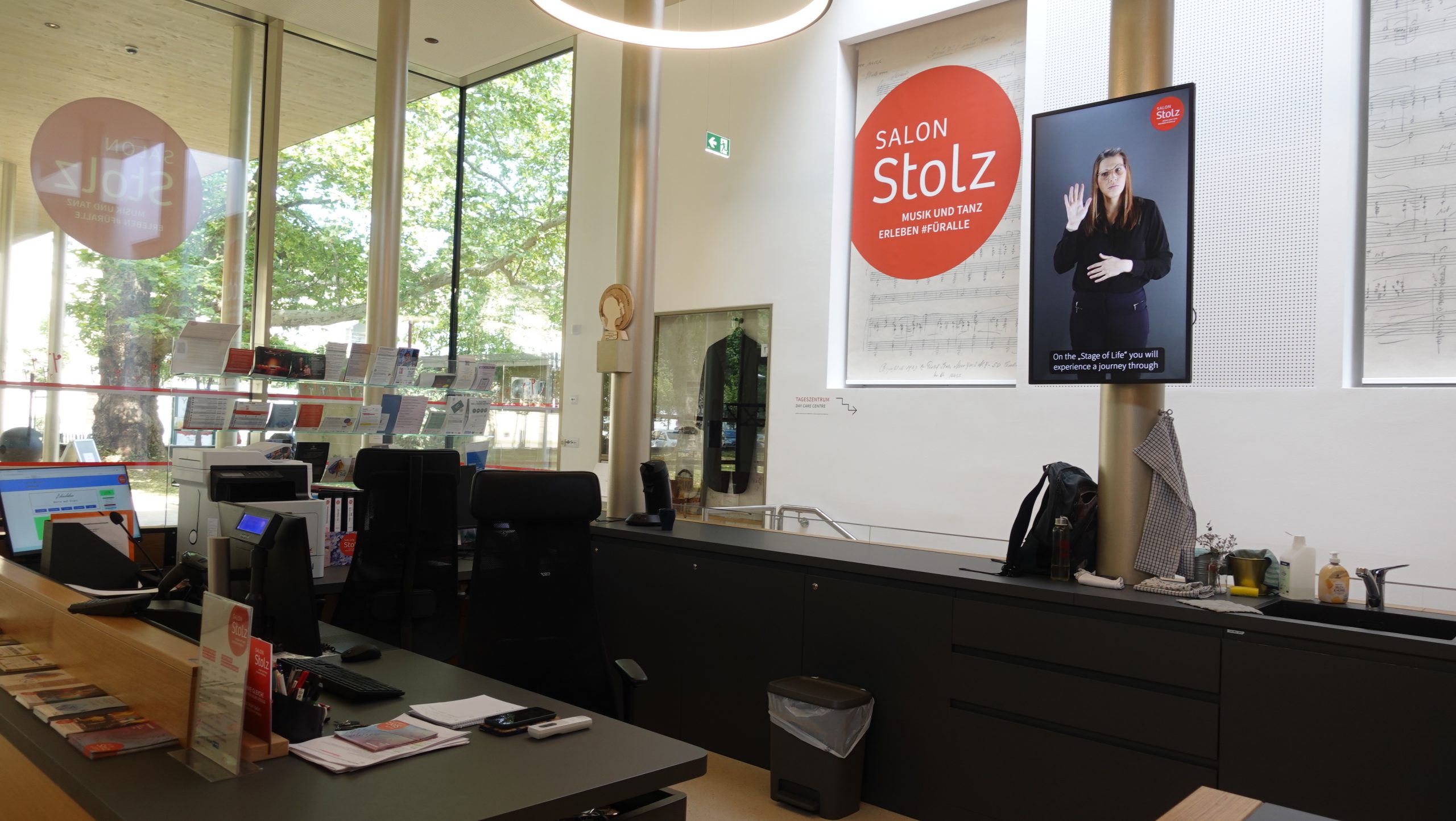 Salon Stolzについて